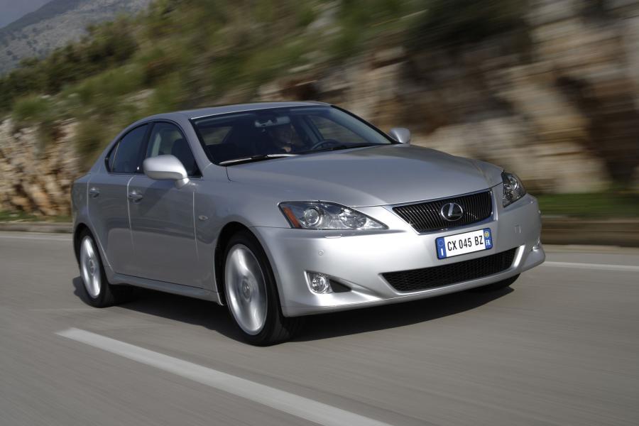  Lexus IS250 2005 года  (фото 46 из 141)